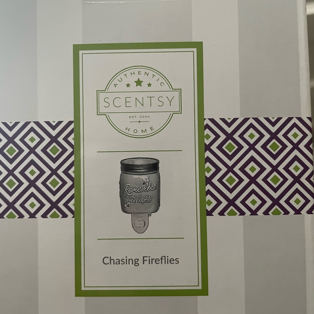 Scentsy Chasing Fireflies Mini Warmer - Picture 2 of 3